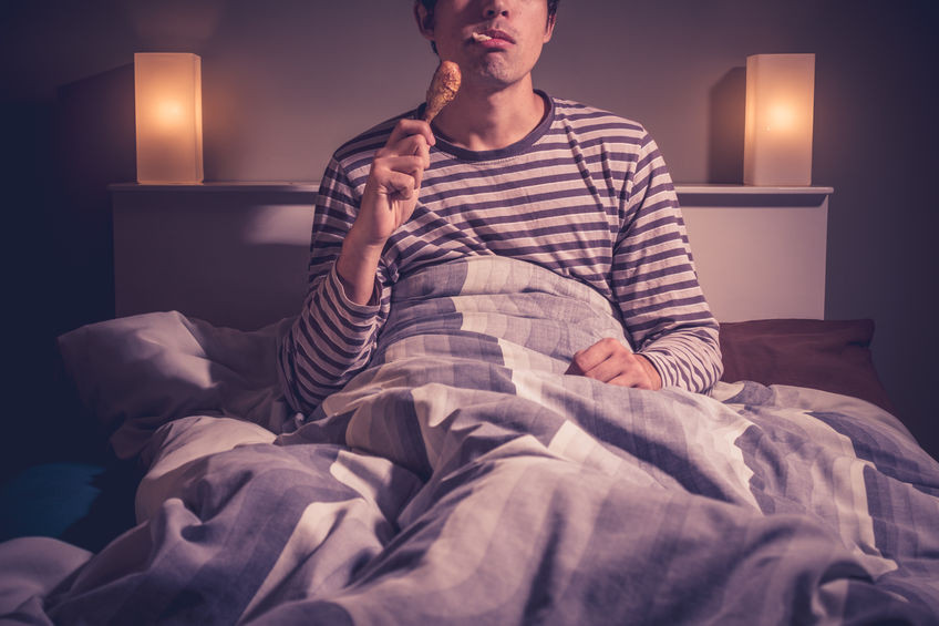 Bahaya Makan di Atas Jam 10 Malam bagi Metabolisme Tubuh
